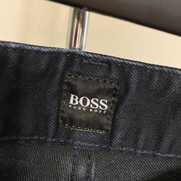 Hugo Boss Jeans - Picture 3 of 11